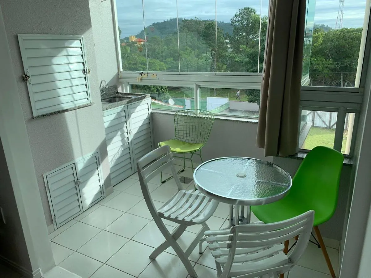 Belo Apto, 2 Quartos, Ideal Para Familias Florianópolis